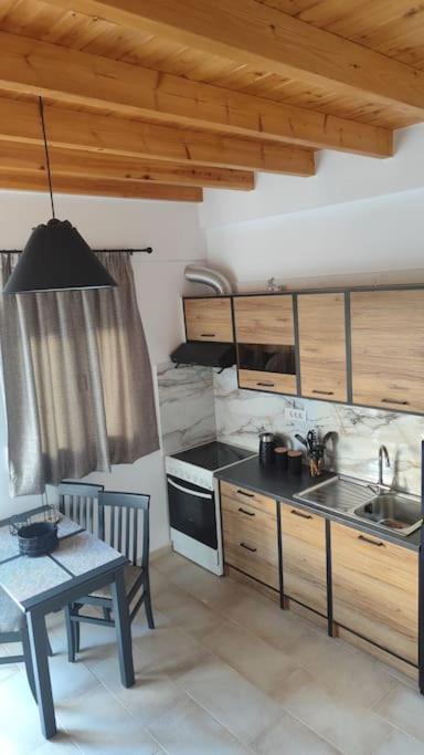 S & D Loft Apartment Heraklion  ภายนอก รูปภาพ